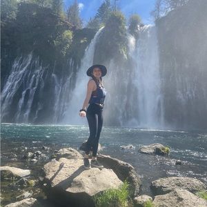 Meet your Posher, Hanah